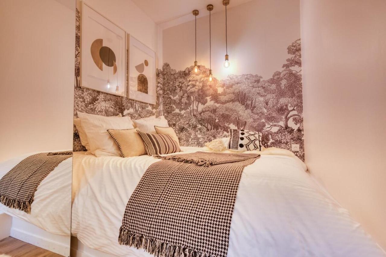 Le Fleuriau Apartment ลาโรแชล ภายนอก รูปภาพ