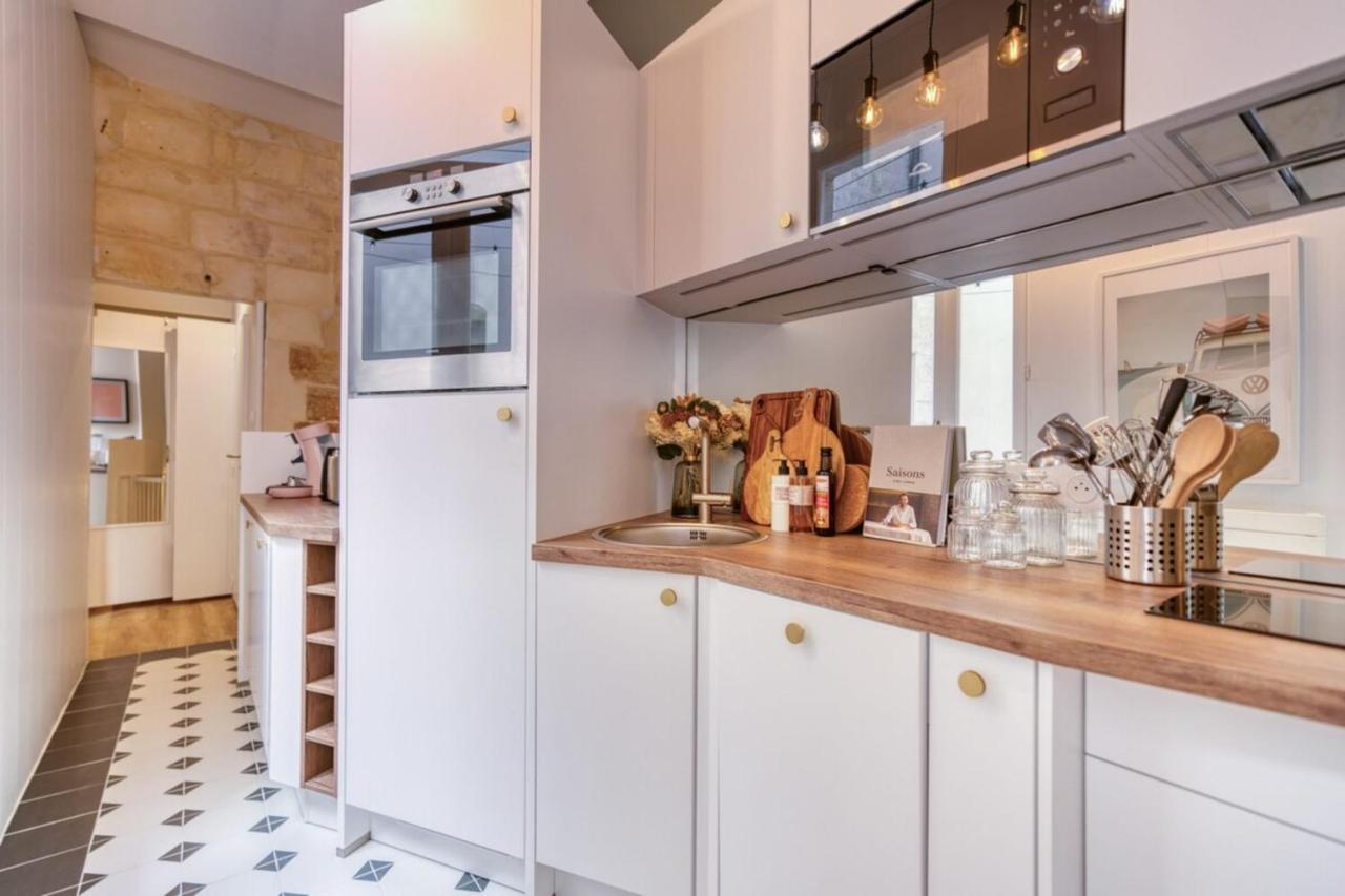 Le Fleuriau Apartment ลาโรแชล ภายนอก รูปภาพ