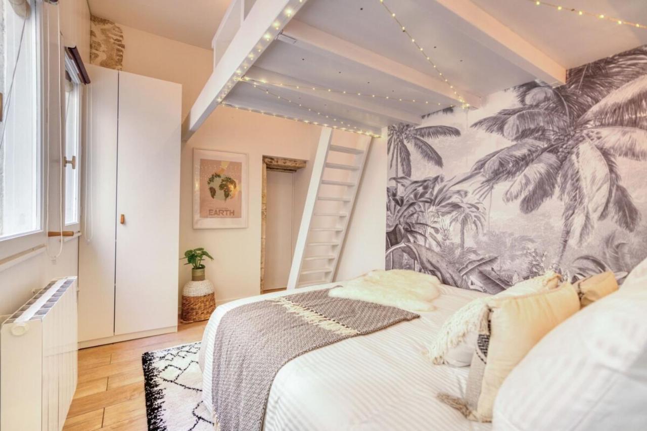 Le Fleuriau Apartment ลาโรแชล ภายนอก รูปภาพ