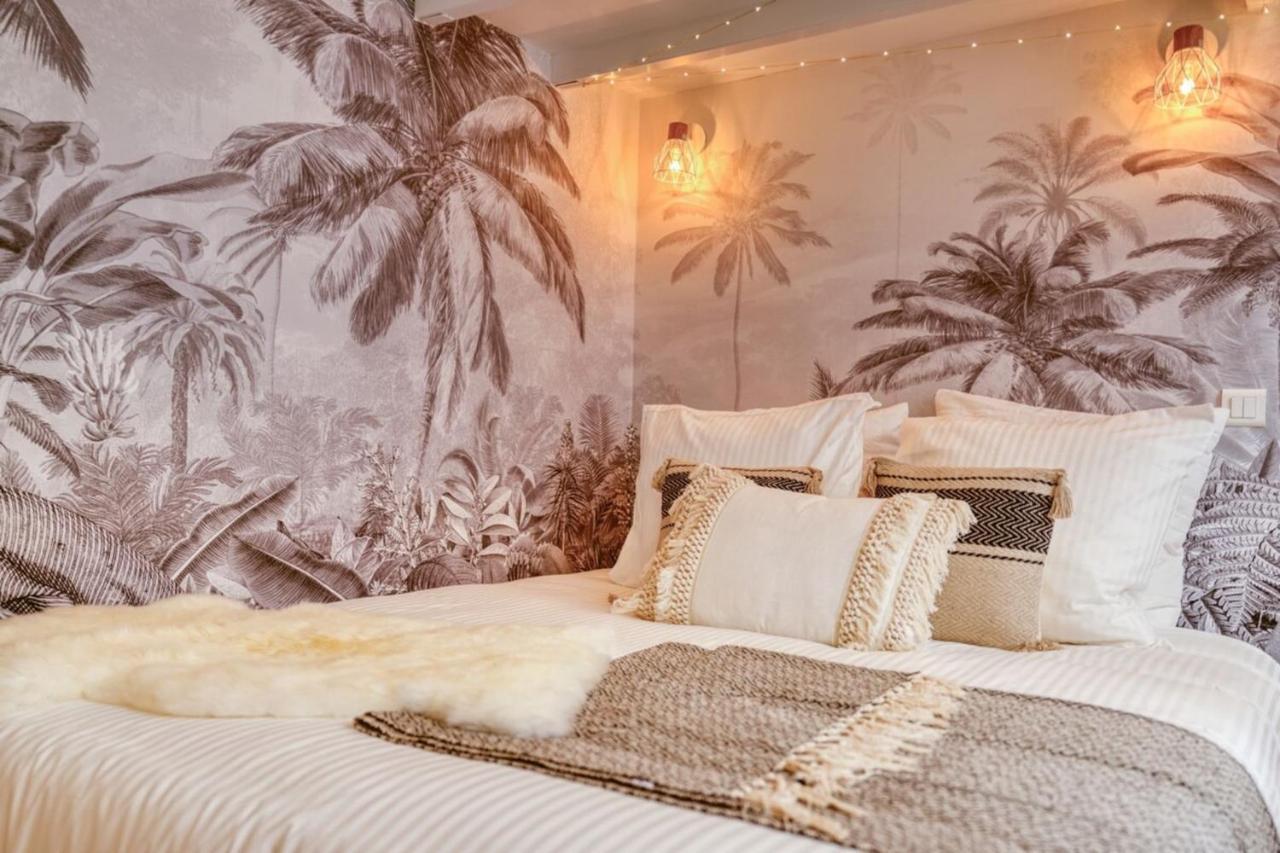 Le Fleuriau Apartment ลาโรแชล ภายนอก รูปภาพ