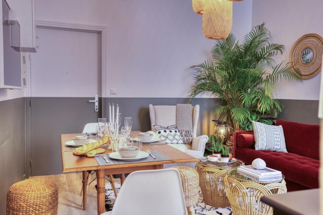 Le Fleuriau Apartment ลาโรแชล ภายนอก รูปภาพ